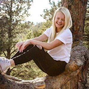 Meet your Posher, Hailey